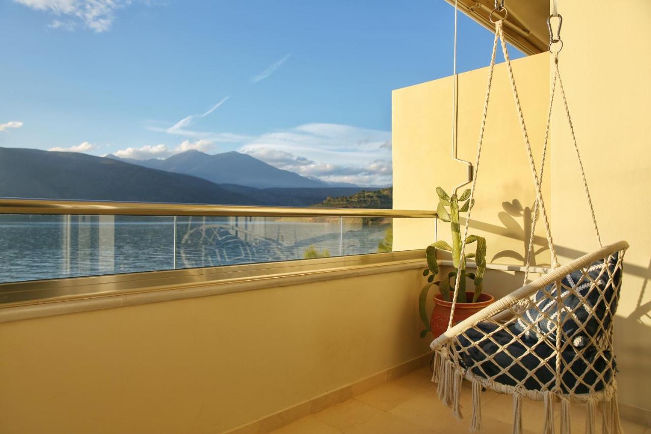 Boho Beach House In Itea-Delphi 외부 사진