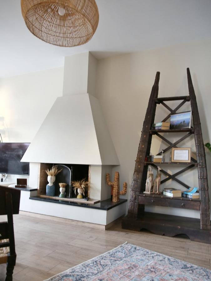Boho Beach House In Itea-Delphi 외부 사진