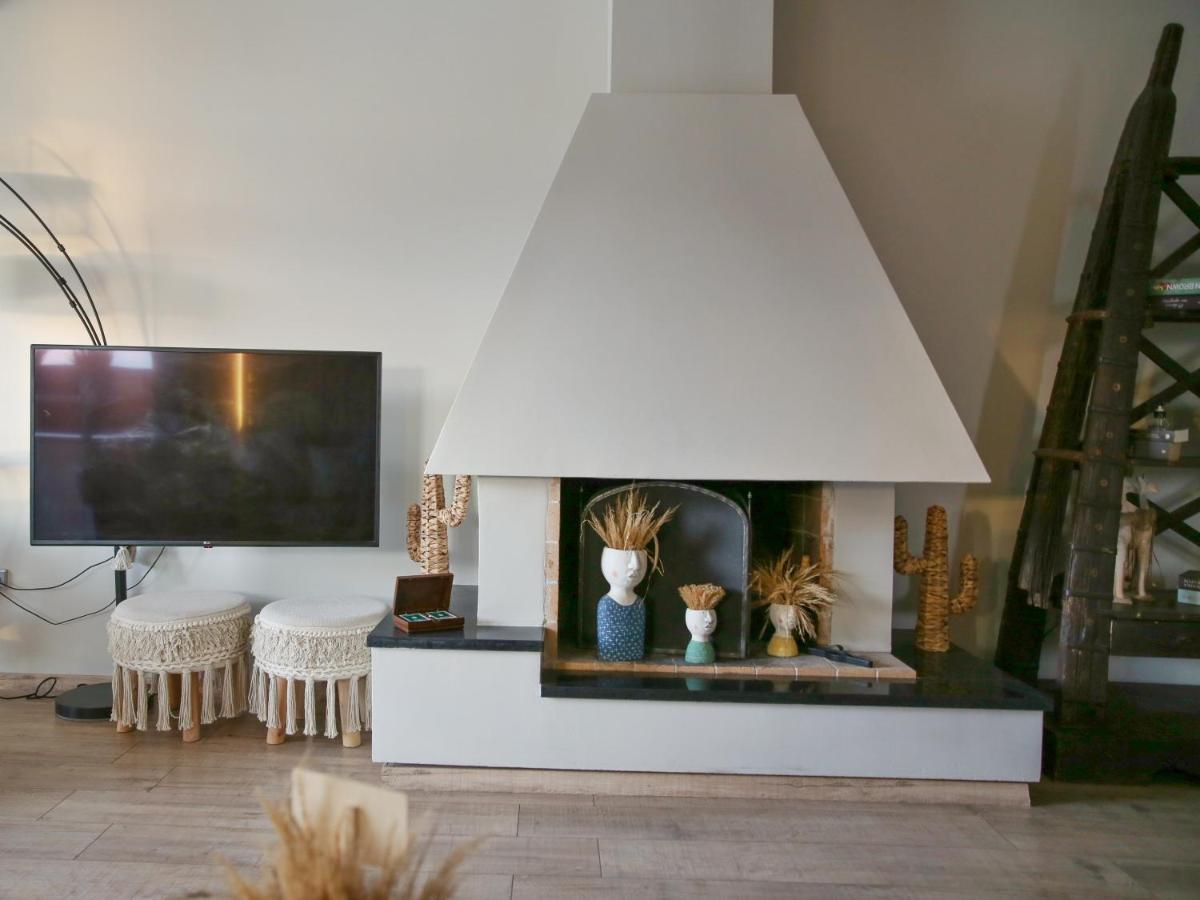 Boho Beach House In Itea-Delphi 외부 사진